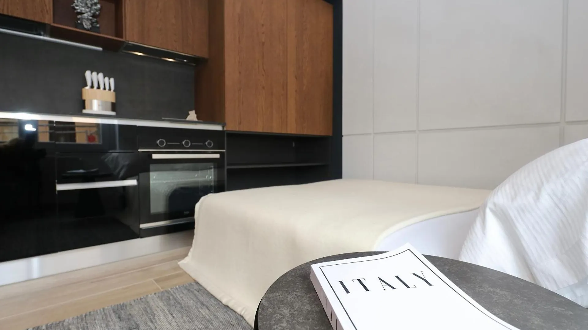 Apartment Hidden Gem - Luxury Studio Garibaldi - Perfect For Couples - Fully Equipped - Historical Centre Olbia