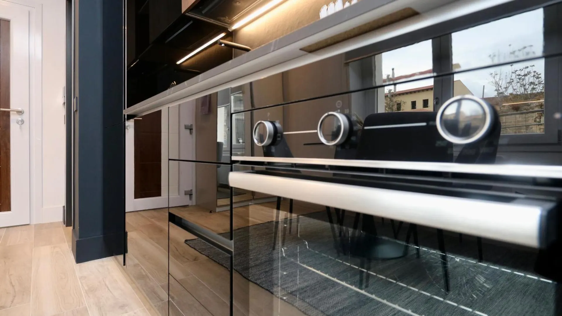 Apartment Hidden Gem - Luxury Studio Garibaldi - Perfect For Couples - Fully Equipped - Historical Centre Olbia